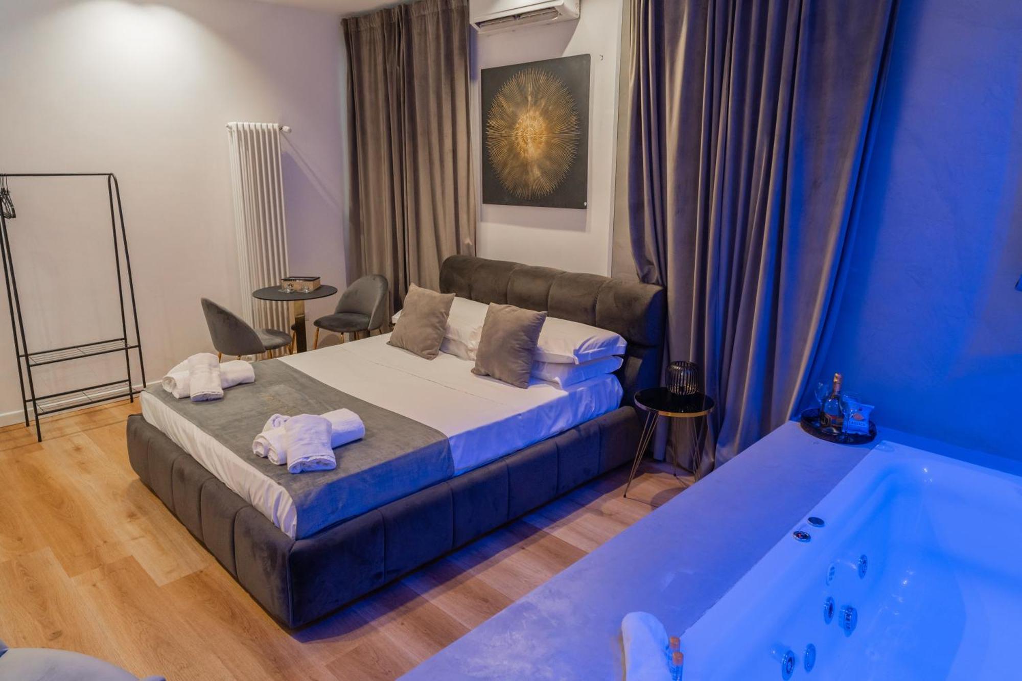 Four Luxury Suite Palermo Exterior photo