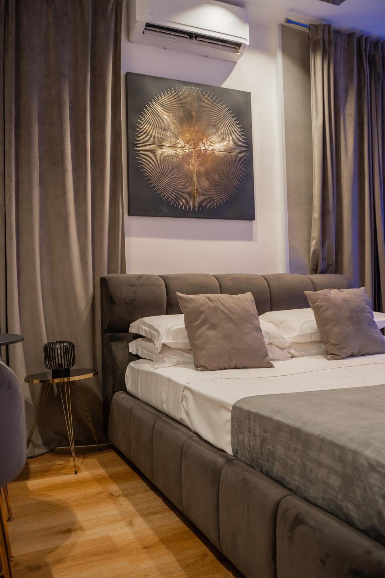 Four Luxury Suite Palermo Exterior photo