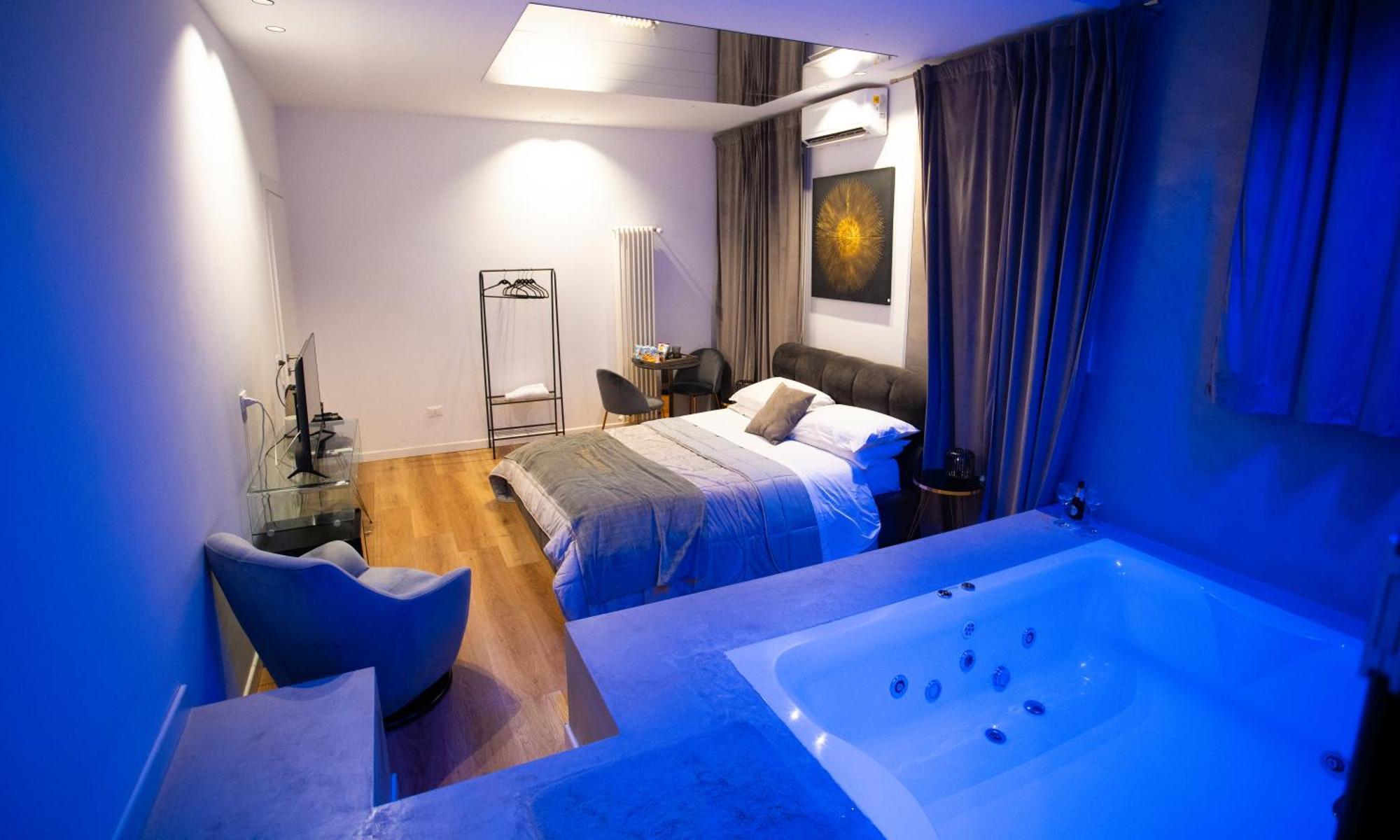 Four Luxury Suite Palermo Exterior photo