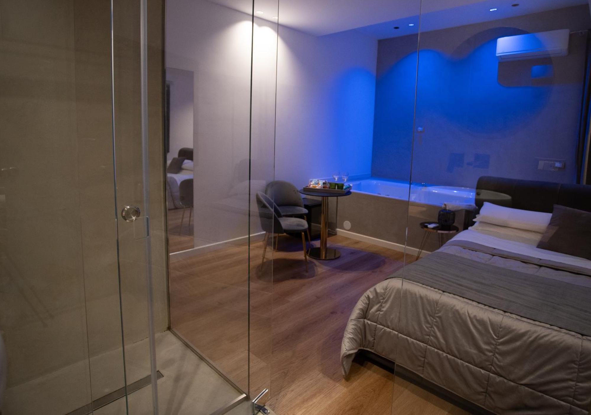 Four Luxury Suite Palermo Exterior photo